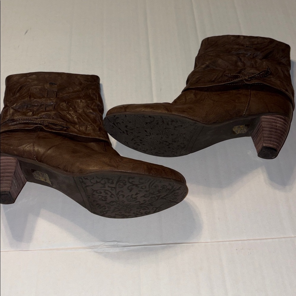 Spring Step Acclaim brown leather boots size 42.